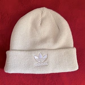 Adidas nude beanie